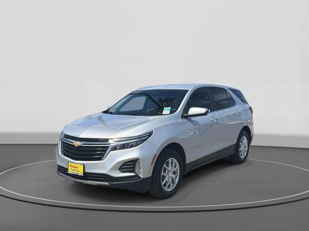 Used 2022 Silver Ice Metallic Chevrolet LT image 1