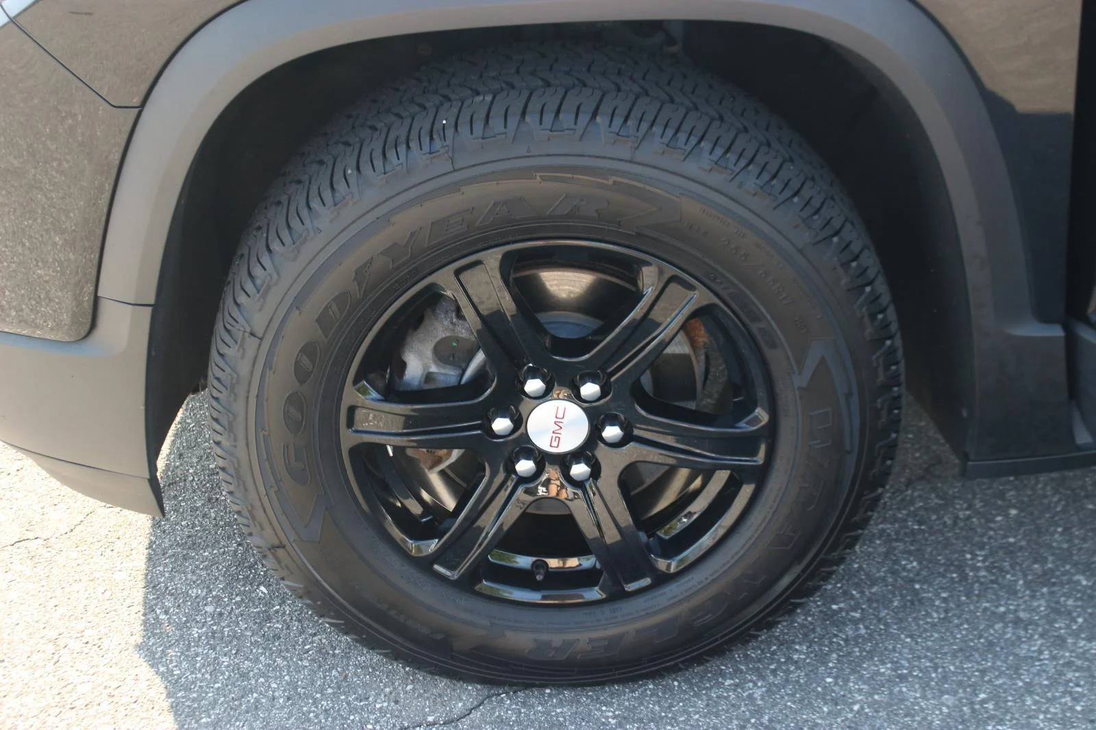 Used 2023 Ebony Twilight Metallic GMC AT4 image 44