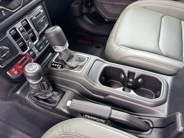 New 2026 Black Jeep Mojave X image 28