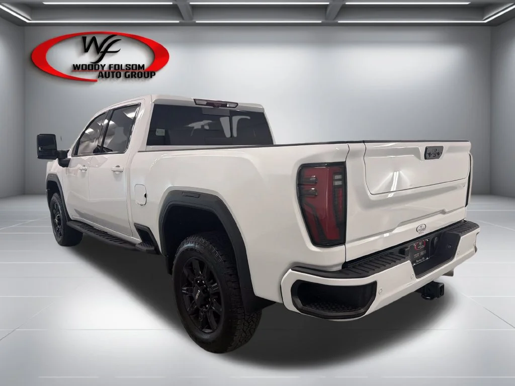 Used 2024 Summit White GMC AT4 image 8