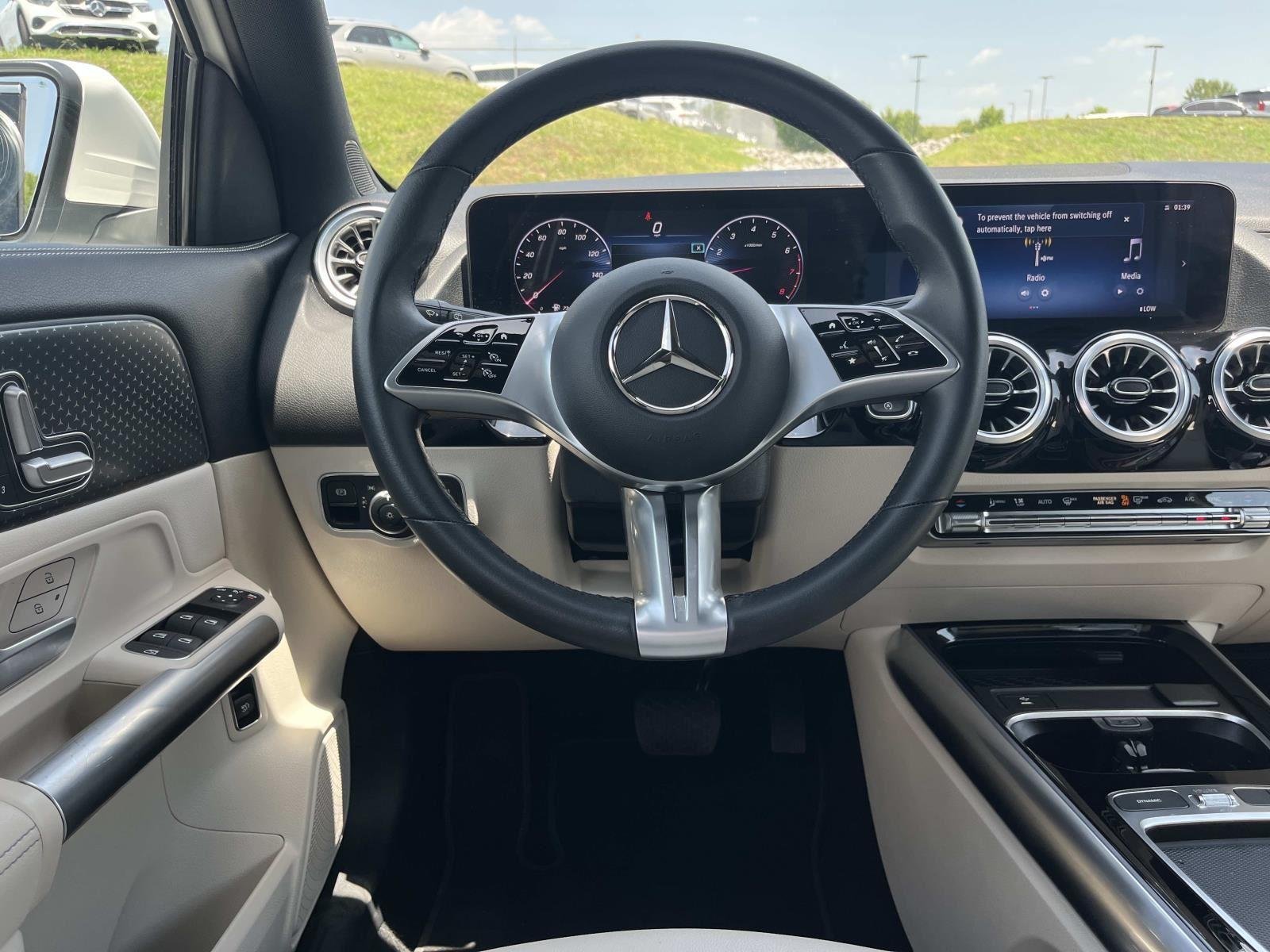 Certified Used 2025 Polar White Mercedes-Benz GLA 250 image 14