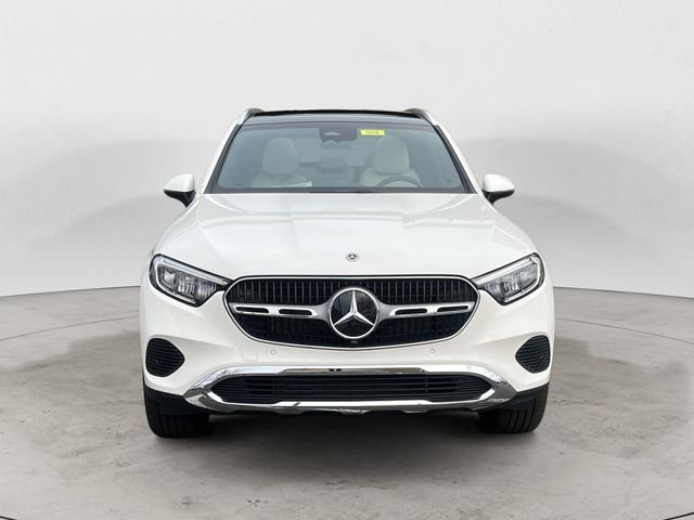 Used 2026  Mercedes-Benz GLC 300 image 8