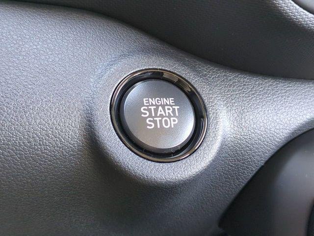 New 2026 White Hyundai SEL image 27