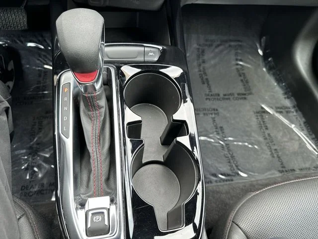 Used 2025 White Chevrolet 2RS image 23