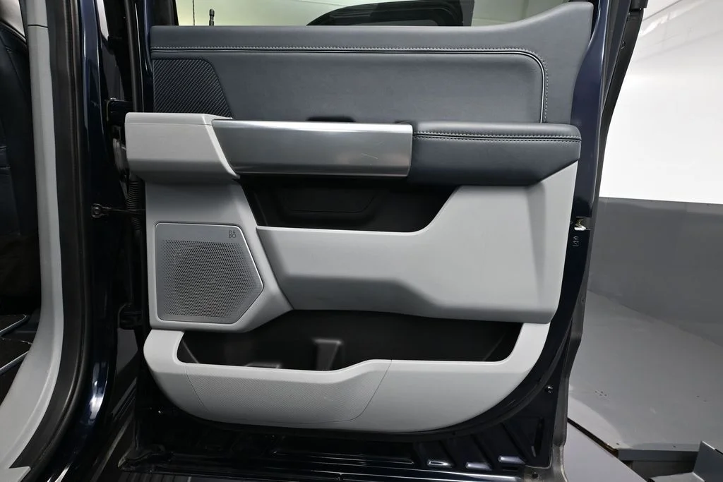 Used 2023 Blue Ford Limited image 42