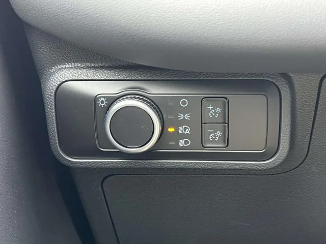 New 2026 Star White Metallic Tri-Coat Ford Active 100A image 25