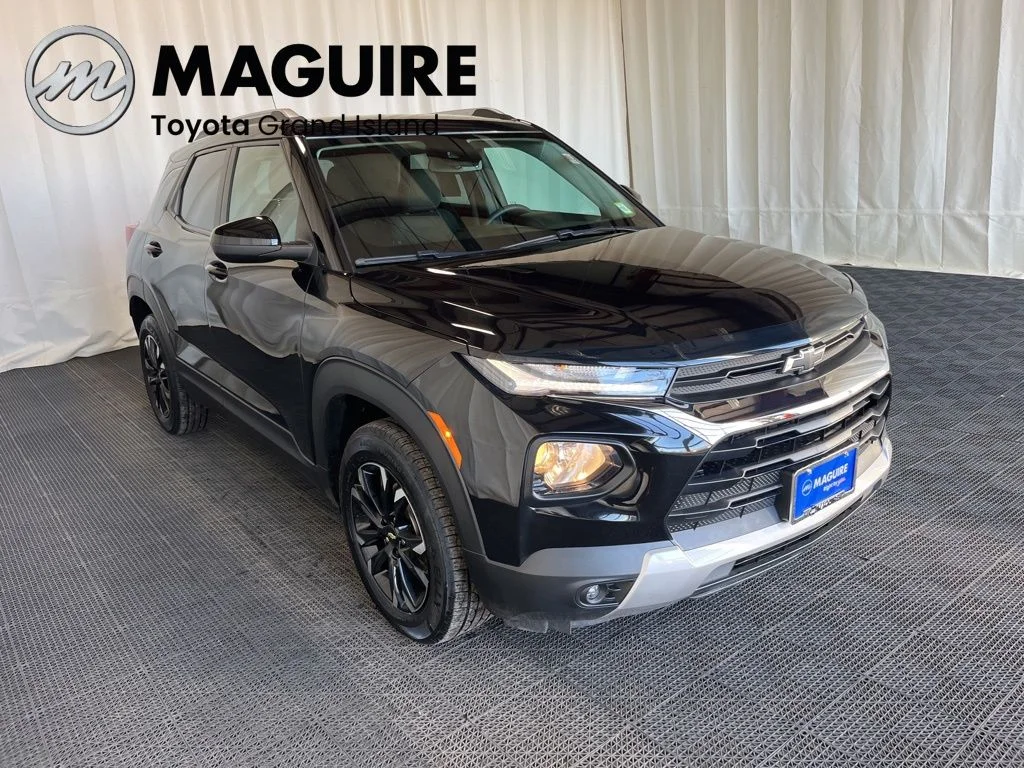 Used 2023 Black Chevrolet LT image 32