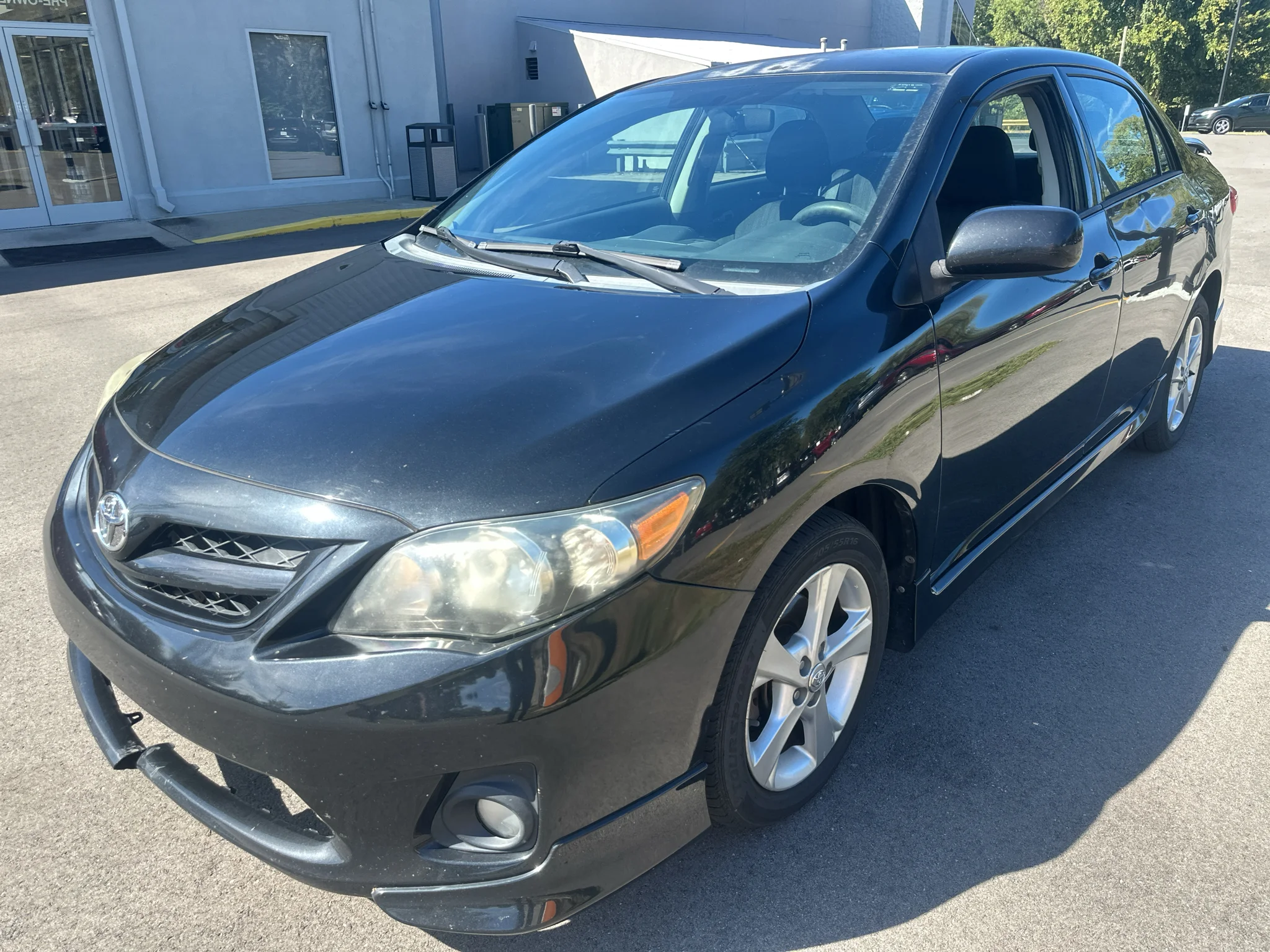 Used 2013 Black Sand Pearl Toyota S image 3