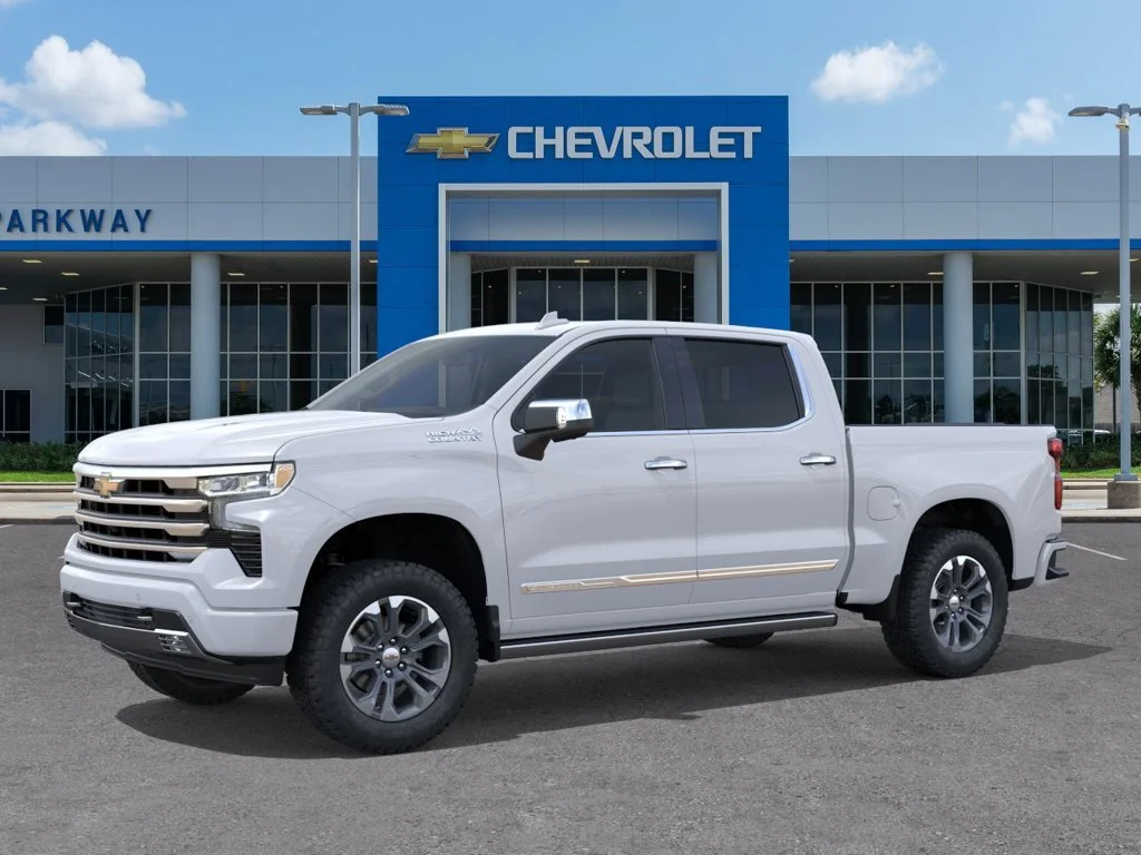 New 2026 Polar White Tricoat Chevrolet High Country image 2