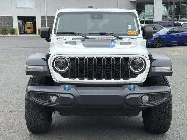 Used 2024 White/off-white Jeep Rubicon 4xe image 7