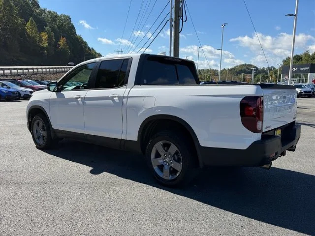 Used 2025 White Honda TrailSport image 5