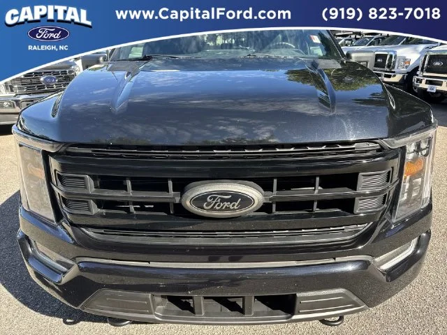 Used 2023 Black Ford XLT image 10