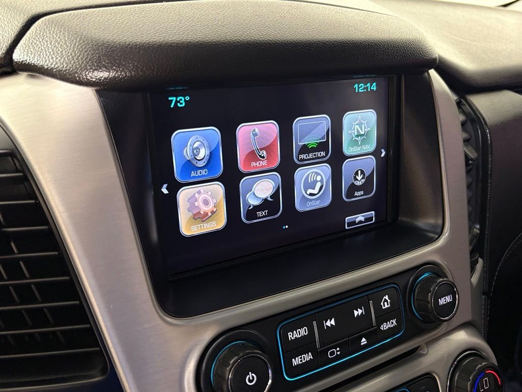 Used 2019 White GMC SLE image 29