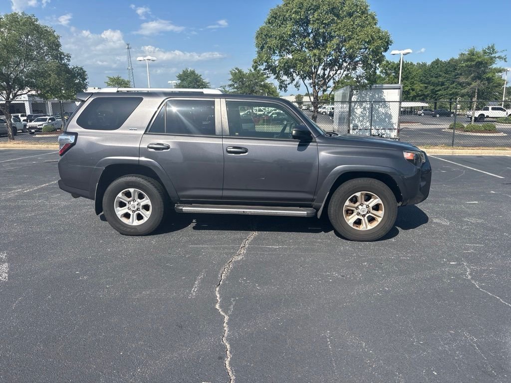 Used 2015 Gray Toyota SR5 image 2