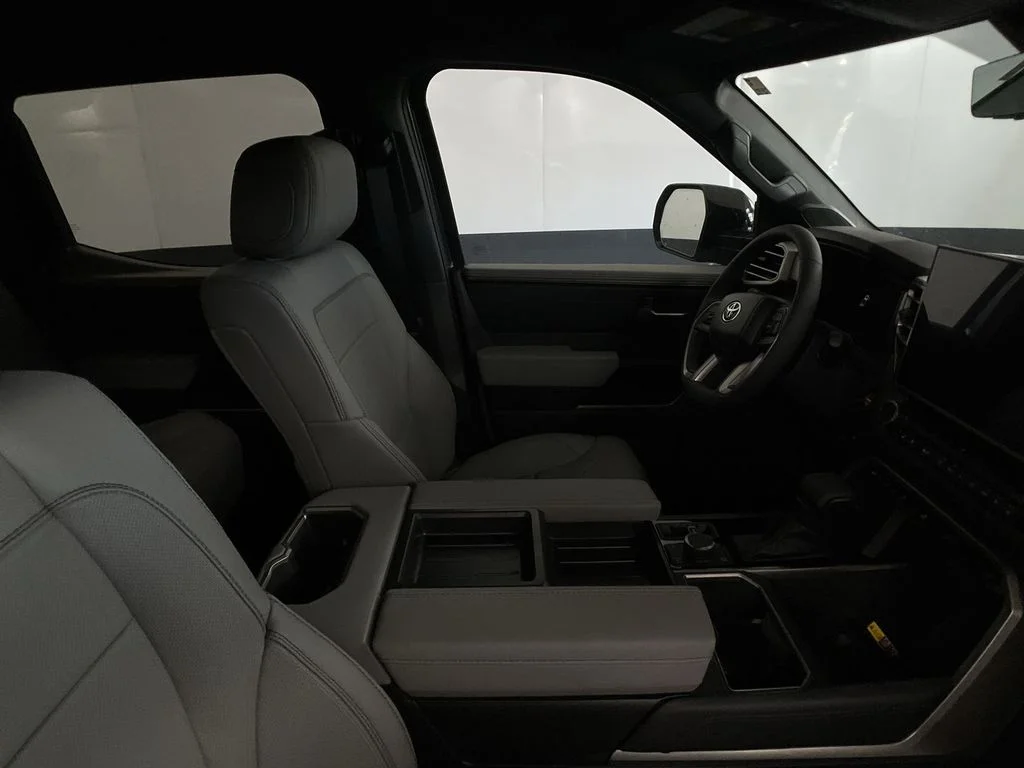 2026 Toyota Tundra Limited - Photo 26