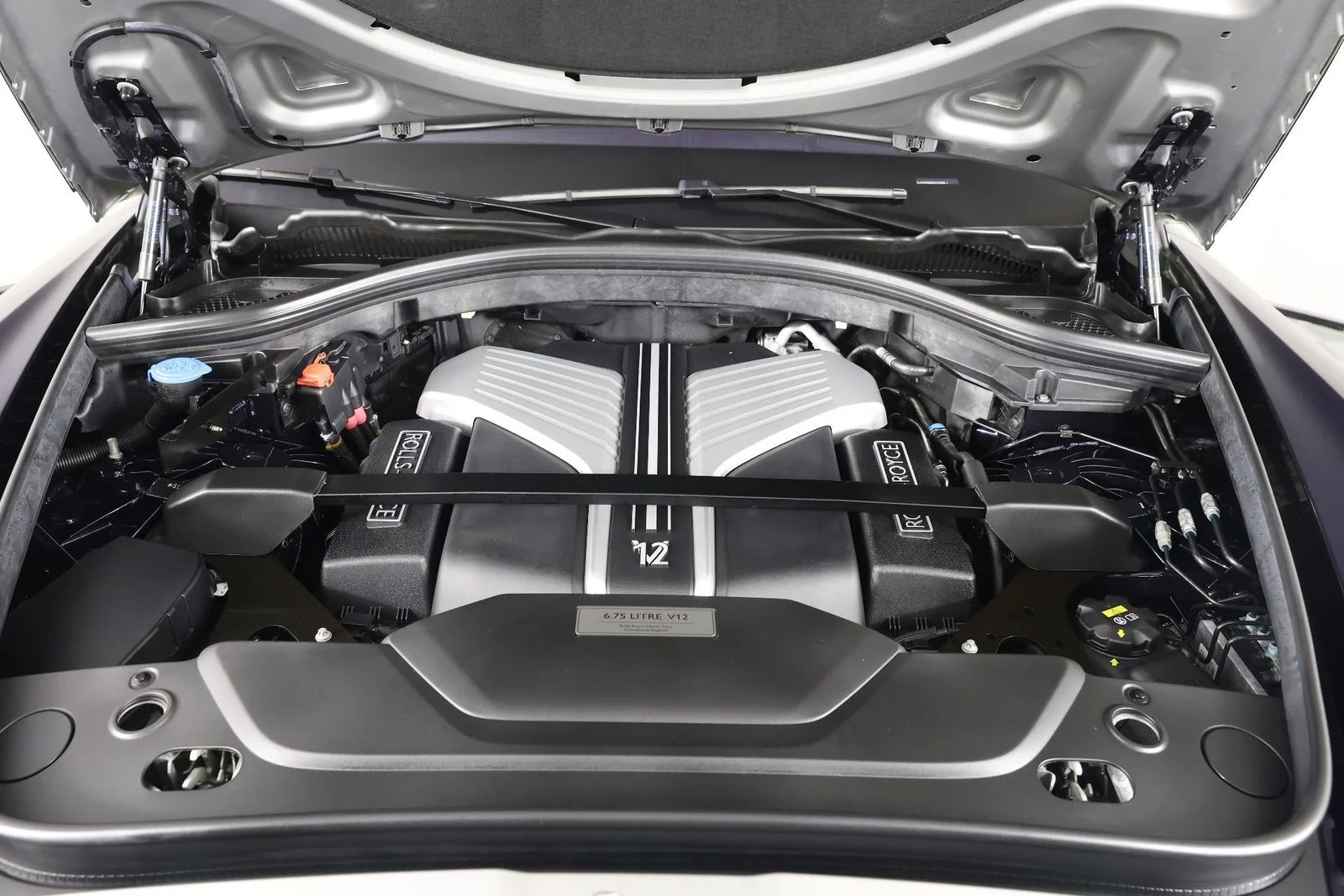 Certified Used 2022 Midnight Rolls-Royce  image 27