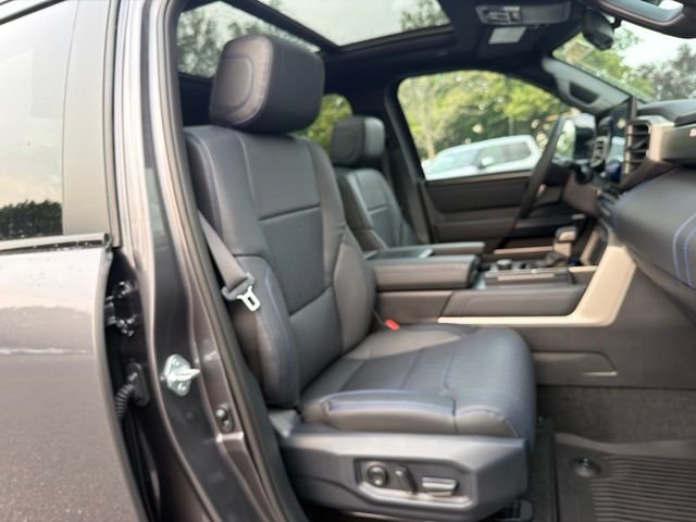 New 2026 Magnetic Gray Metallic Toyota  Platinum image 30