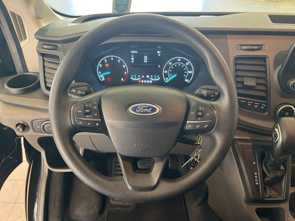 Used 2020 Black Metallic Ford XLT image 8