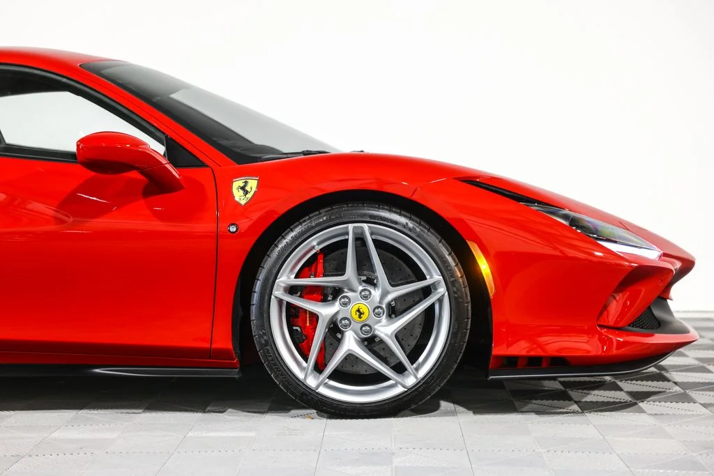 Used 2020 Red Ferrari Base image 4
