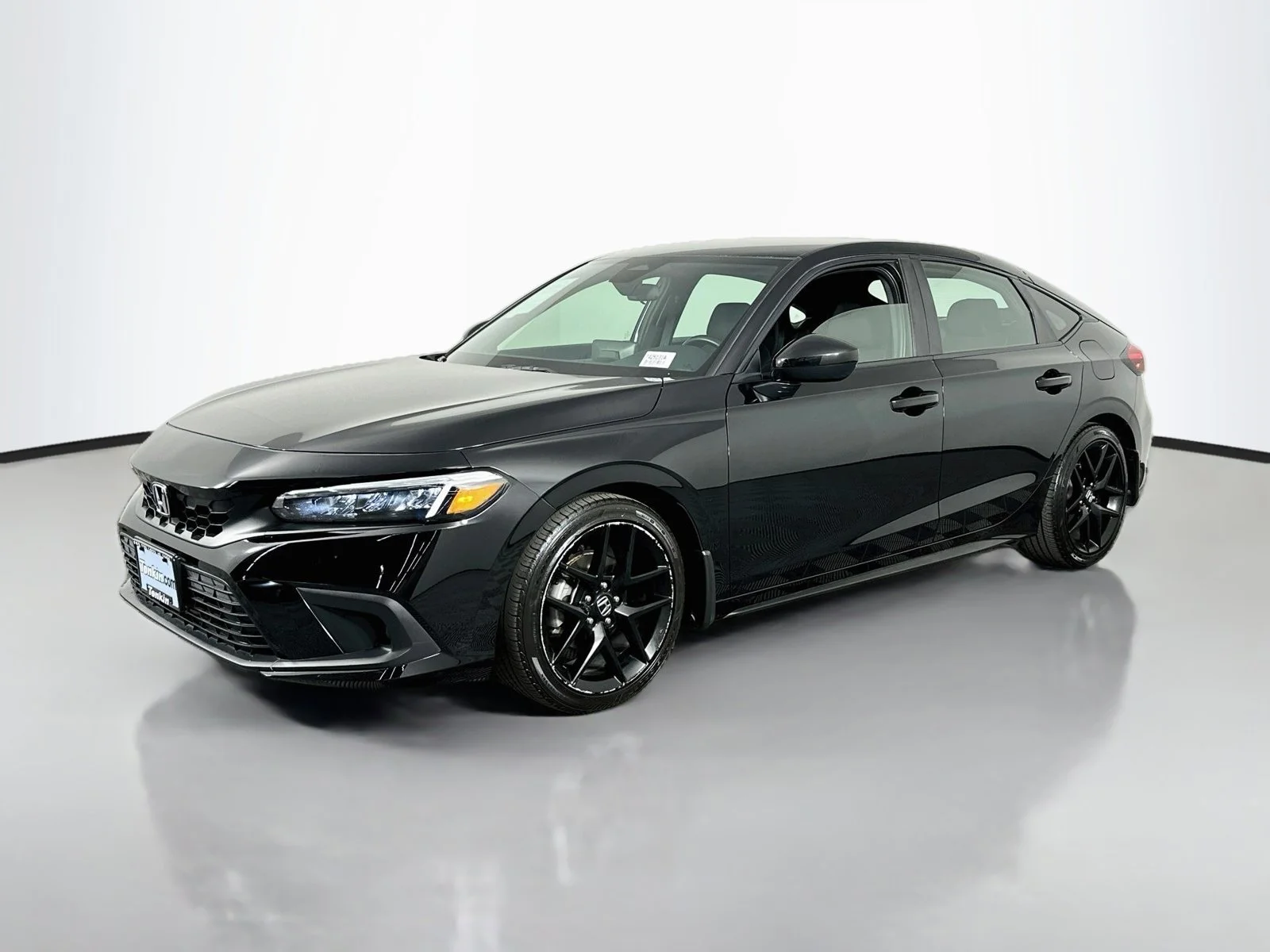 Used 2024  Honda Sport image 3