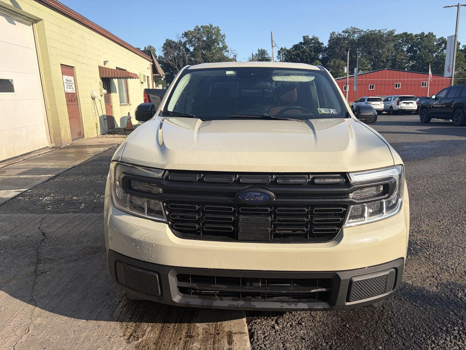 Used 2024 Terrain Ford LARIAT image 2