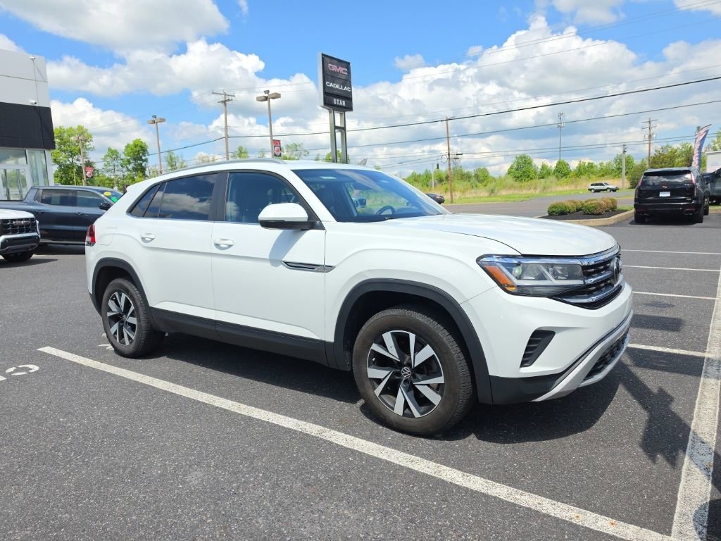 2020 Volkswagen Atlas Cross Sport 2.0T SE 4MOTION's photo