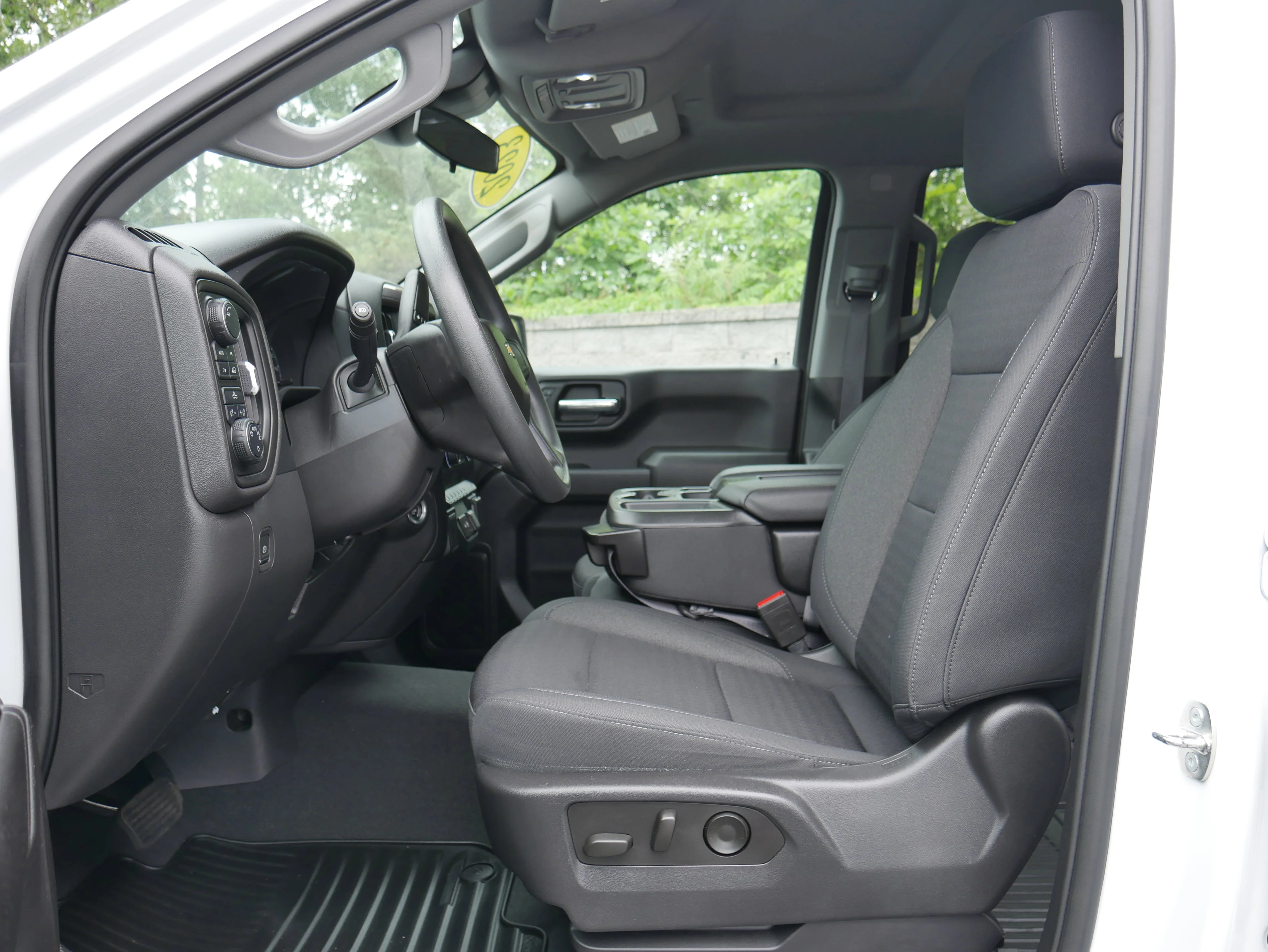 2023 Chevrolet Silverado 1500 Custom - Photo 13