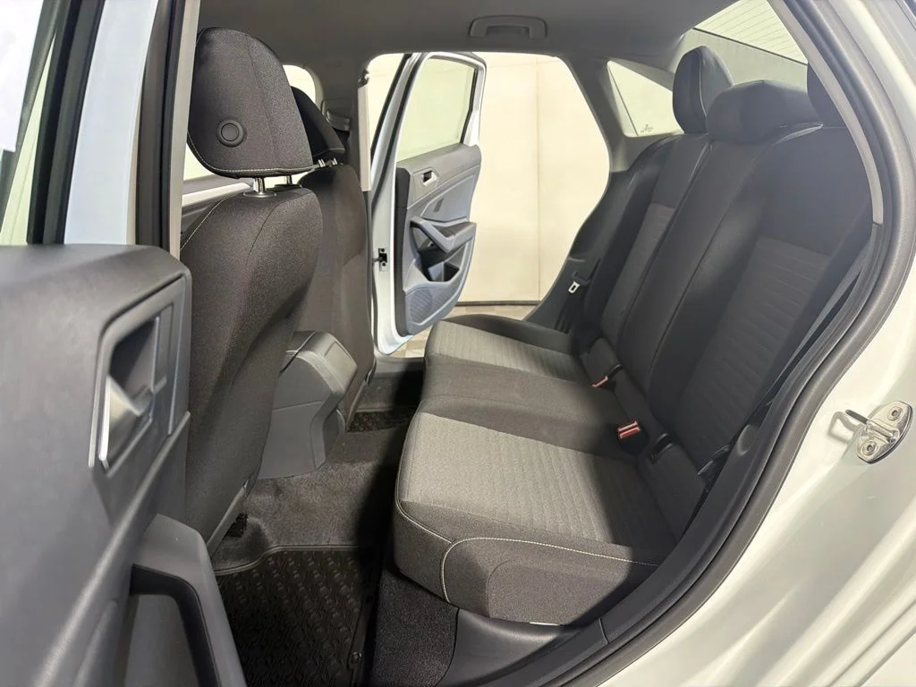 New 2027 White Volkswagen 1.5T S image 19