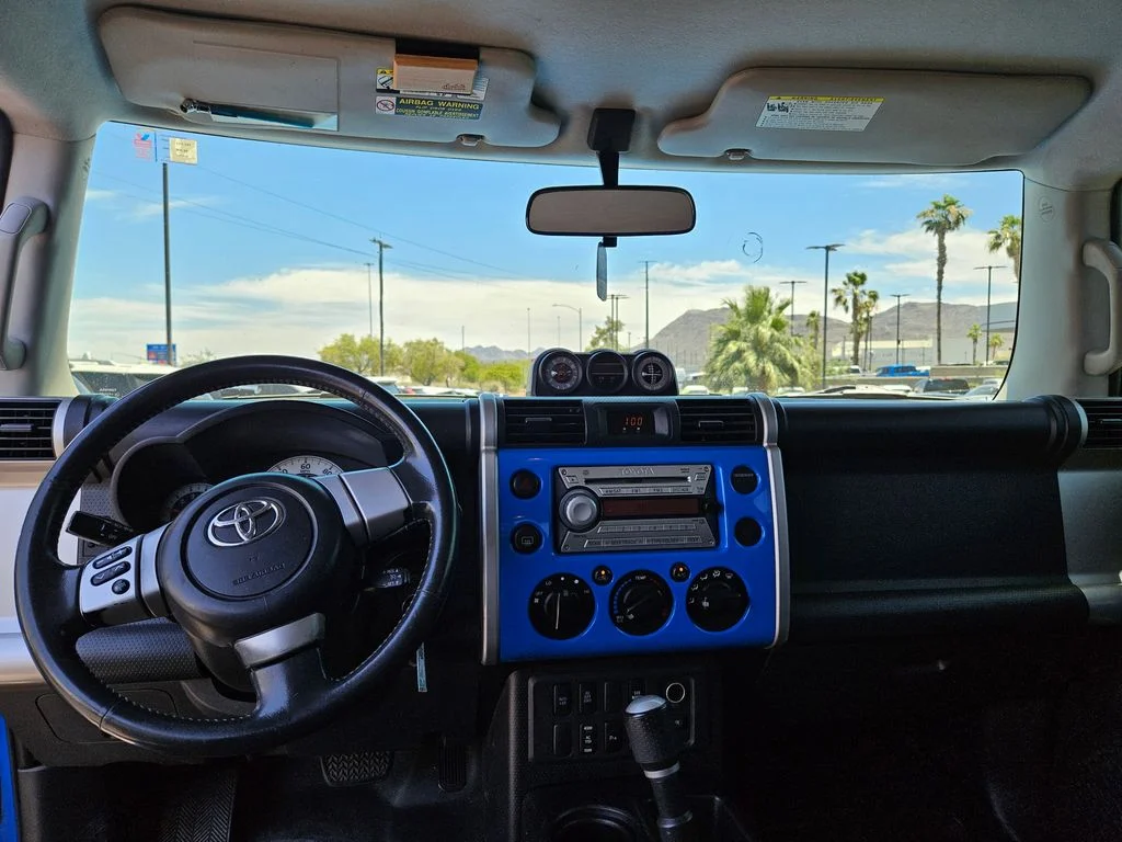 Used 2007  Toyota Base image 11