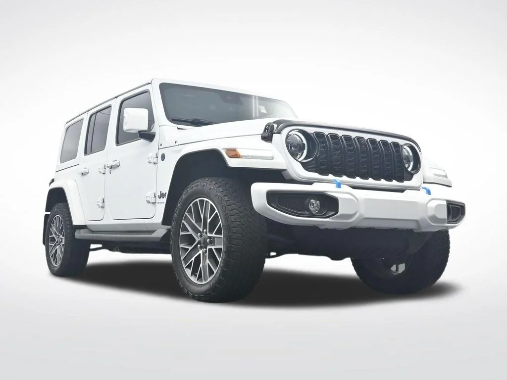 Used 2024 White Jeep High Altitude 4xe image 32