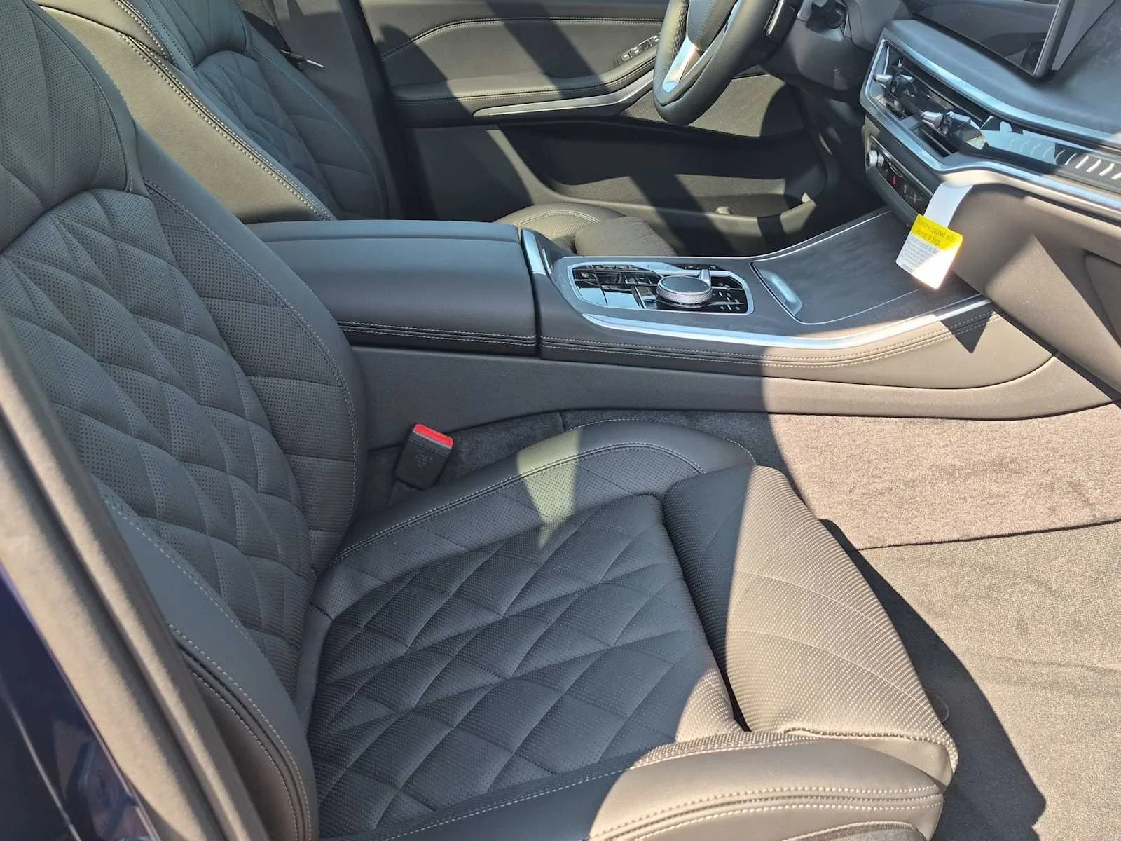 New 2026 Tanzanite Blue II Metallic BMW xDrive40i image 23