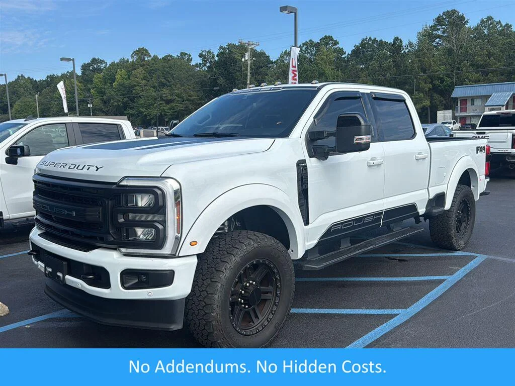 Used 2024 Oxford White Ford Lariat image 1