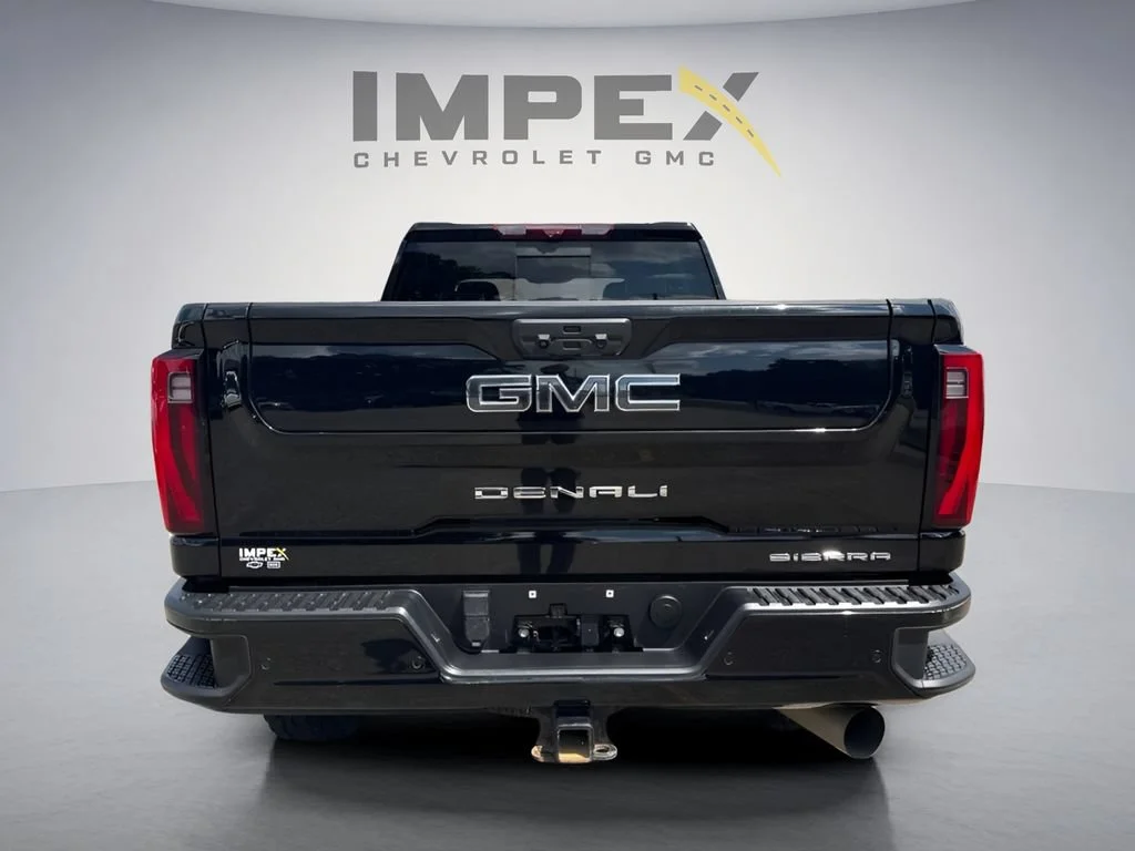 Used 2024 Onyx Black GMC Denali Ultimate image 4