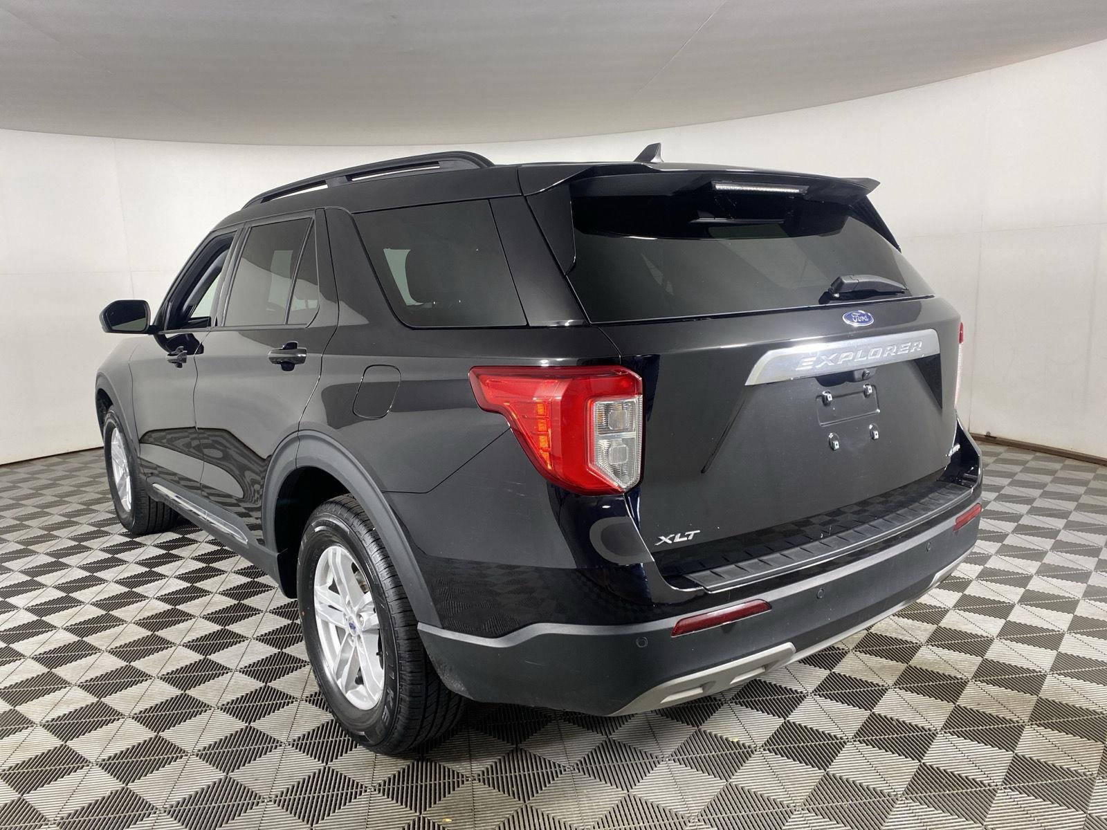 Used 2023 Agate Black Ford XLT image 8