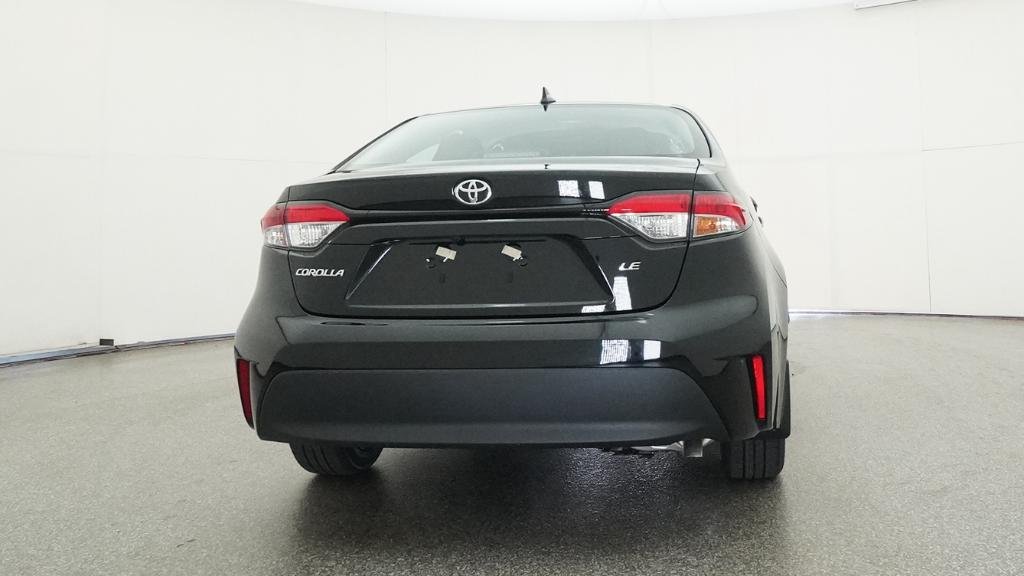 New 2026 Midnight Black Metallic Toyota LE image 10