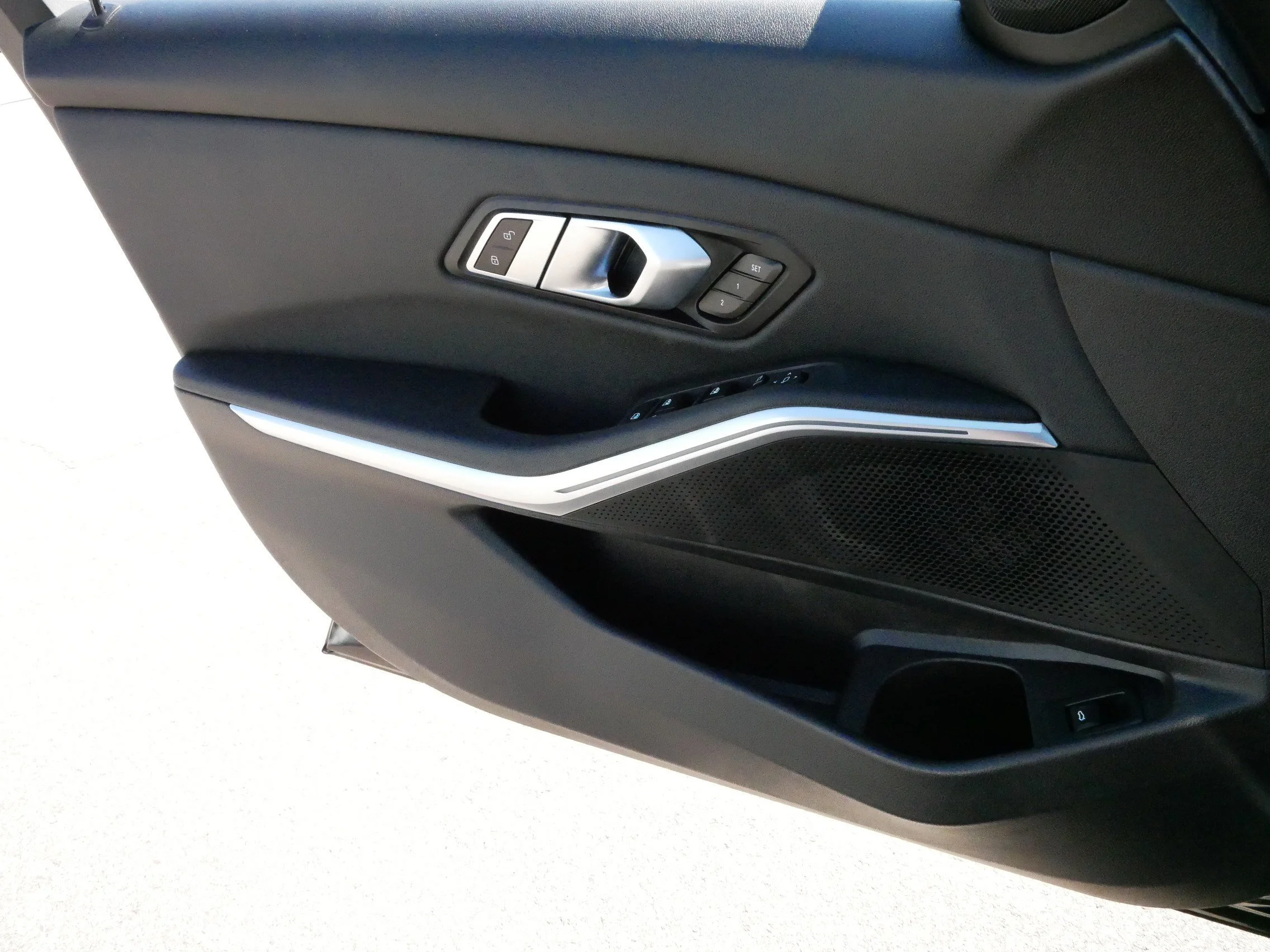 Used 2021 Jet Black BMW 330i xDrive image 30