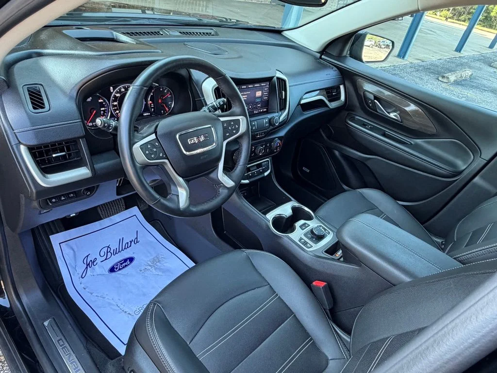 Used 2024 Black GMC Denali image 14