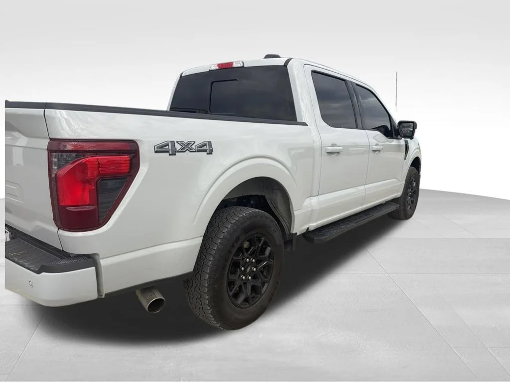 Used 2024 White Ford XLT image 23
