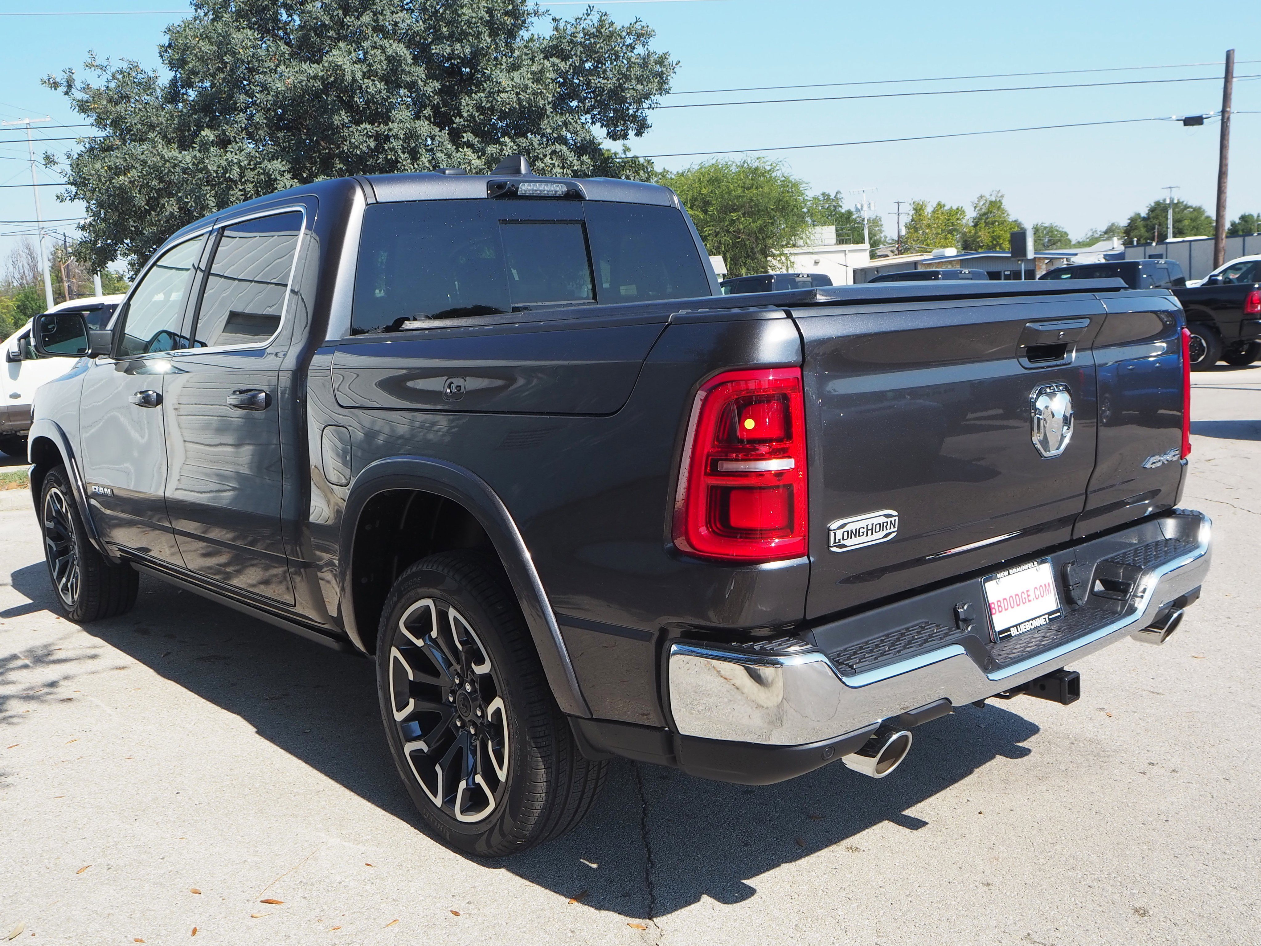 New 2026 Granite Crystal Metallic Clearcoat Ram Longhorn image 8