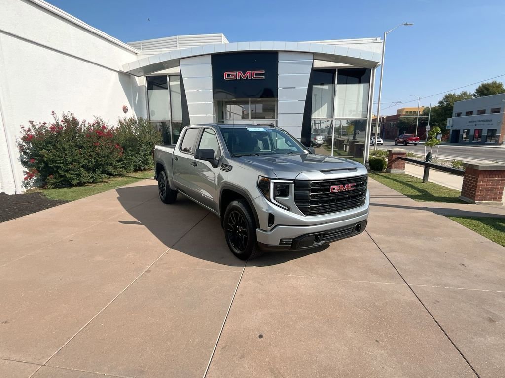 2025 GMC Sierra 4WD Crew Cab Short Box Pro's photo