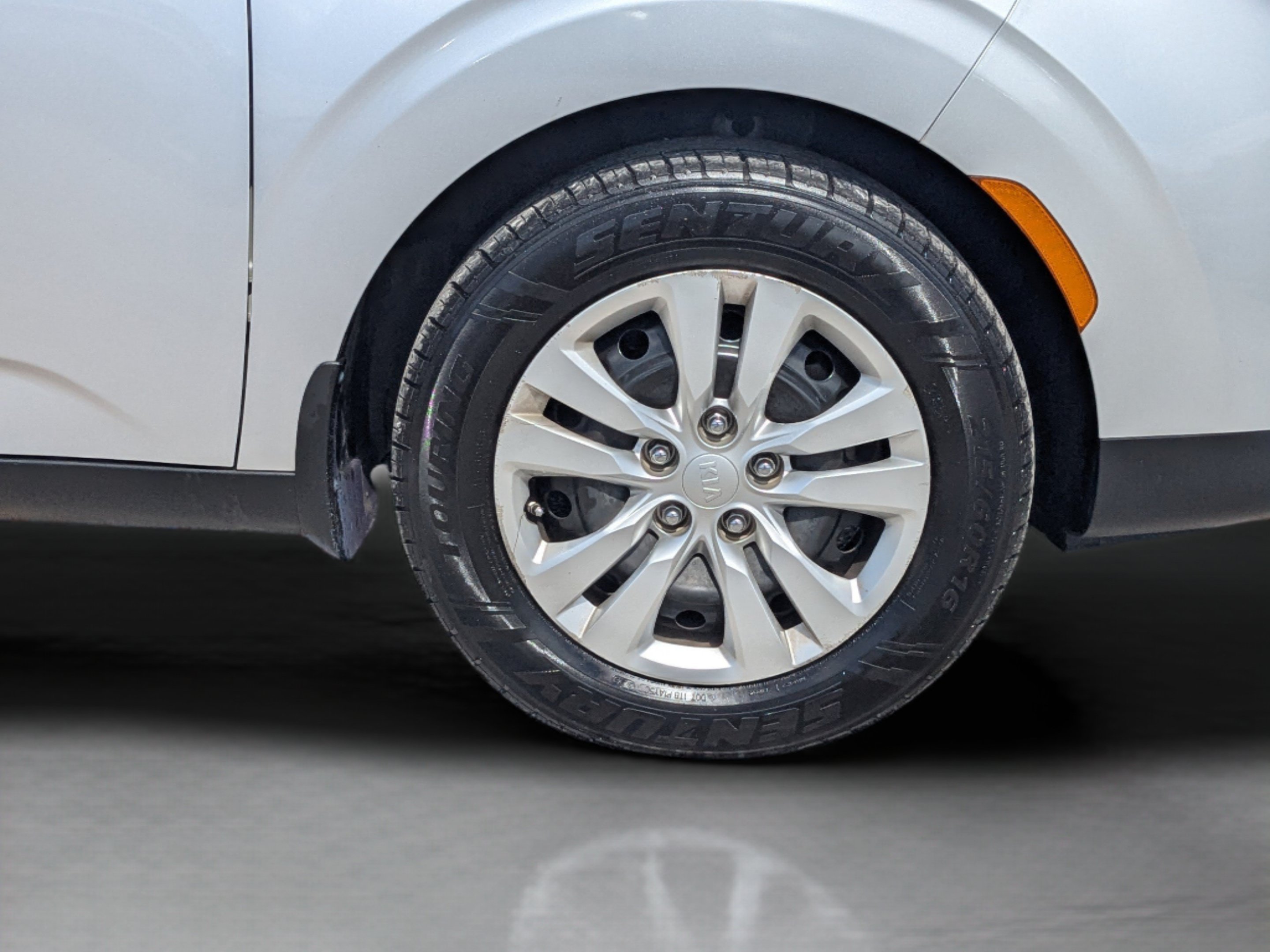 2020 Kia Soul LX - Photo 29