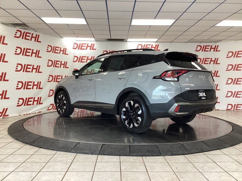 Used 2023 Gray Kia X-Line image 5