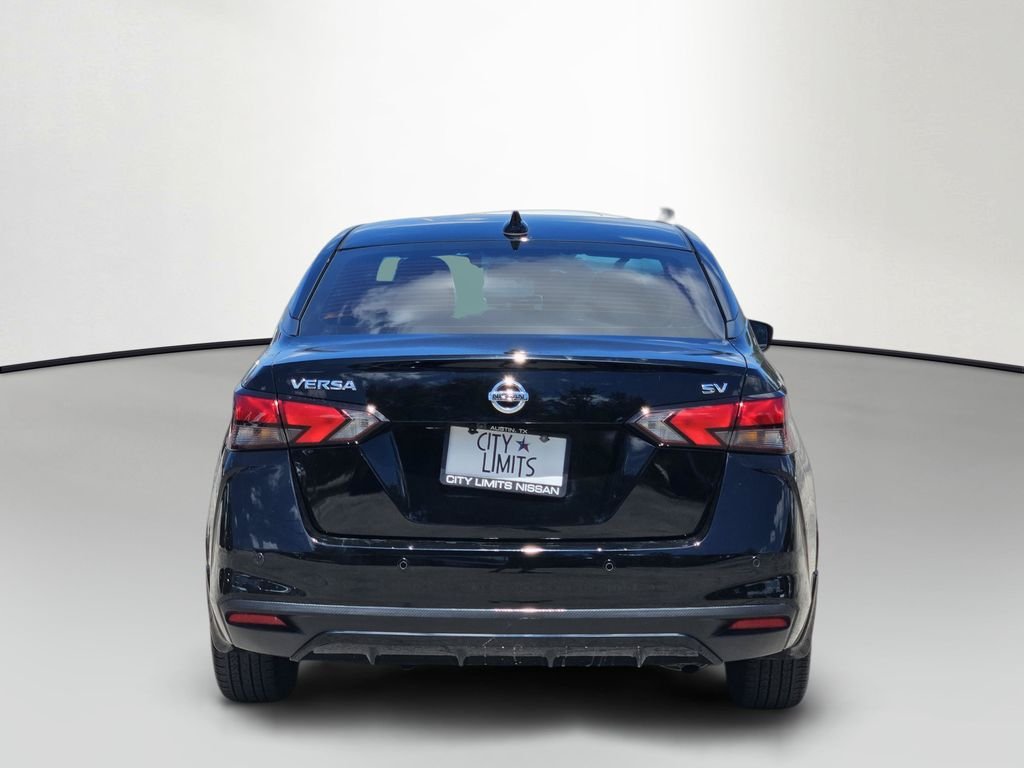 Used 2022 Black Nissan 1.6 SV image 6
