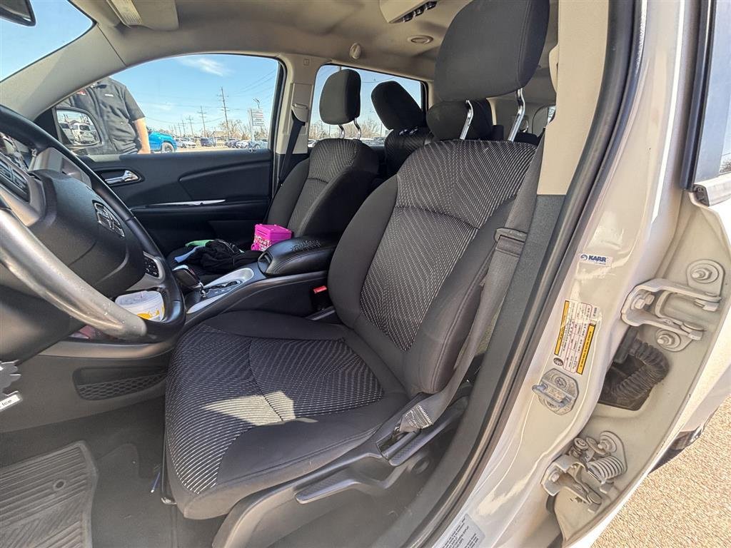 Used 2016 White Dodge SE image 11