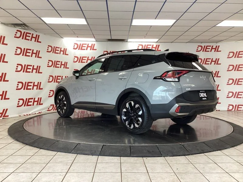 Used 2023 Gray Kia X-Line image 5