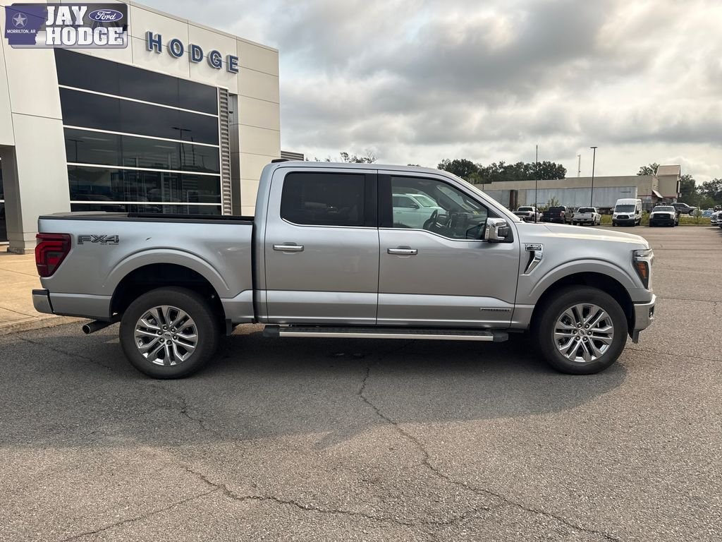 Used 2025 Silver Ford Lariat image 9