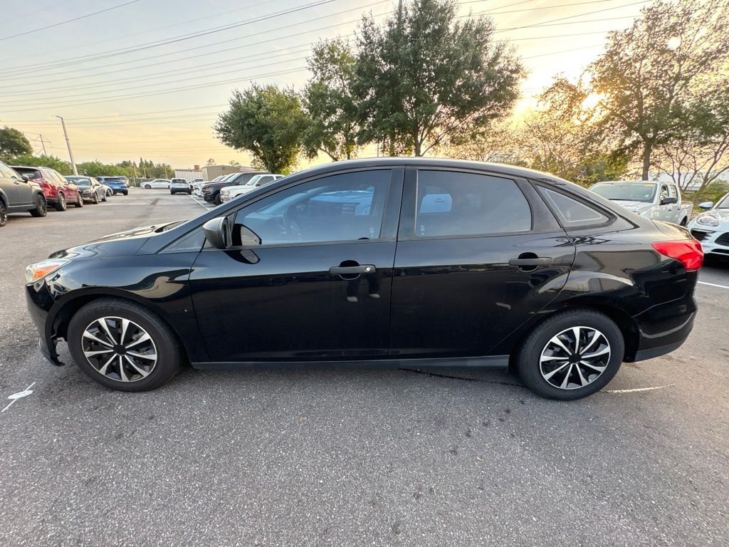 2018 Ford Focus S - Photo 6