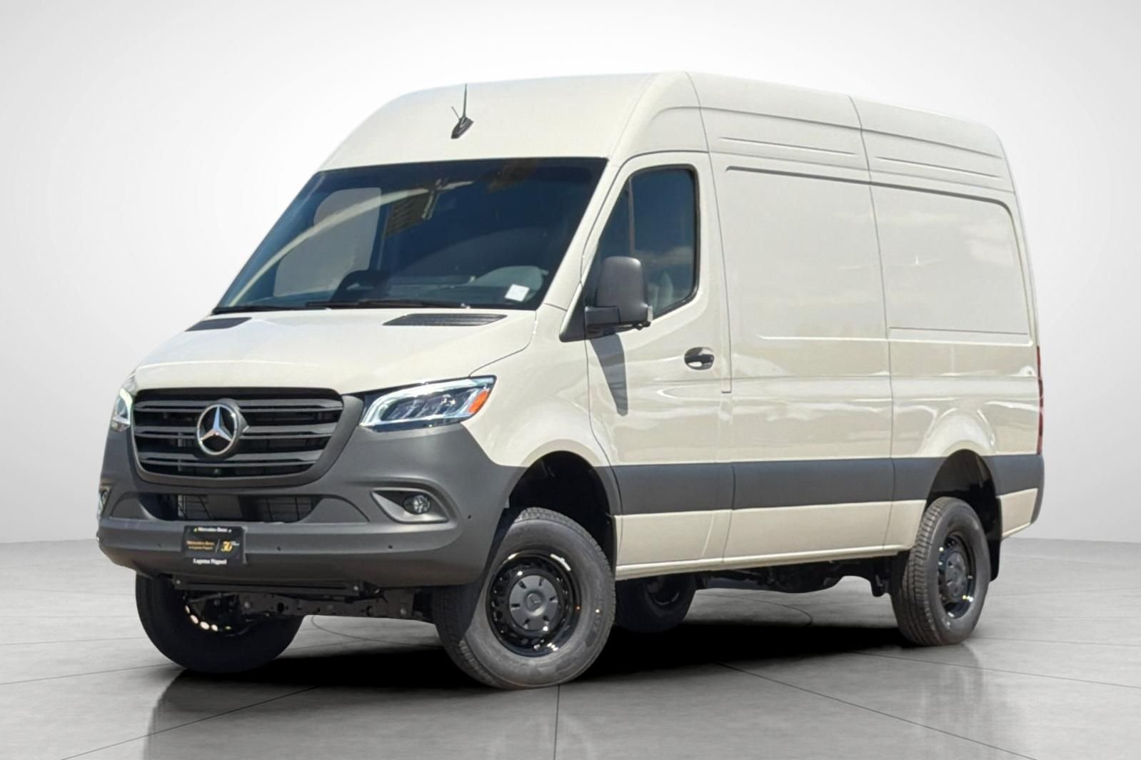 2026 Mercedes-Benz Sprinter 2500 144 WB HO AWD's photo