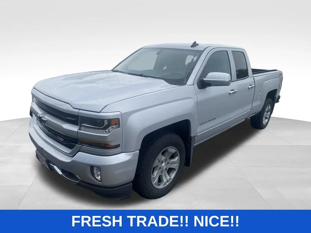 Used 2017 SILVER ICE METALLIC Chevrolet LT image 2