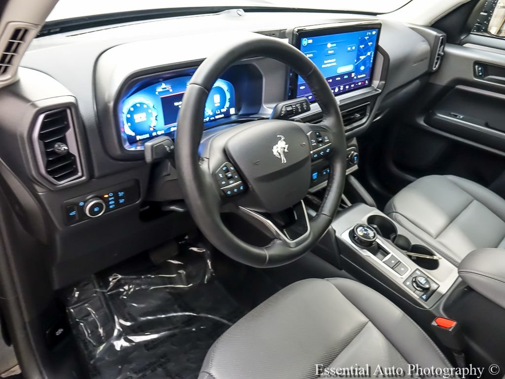 Used 2025 Shadow Black Ford Badlands image 11